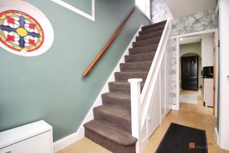 3 bedroom Semi-detached house for sale in Stonesby Avenue, Leicester, LE2