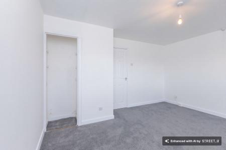 3 bedroom Semi-detached house to let in Pinewood Avenue, Thurmaston, LE4