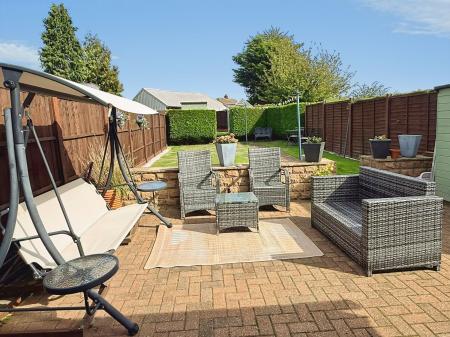 3 bedroom Semi-detached house for sale in Humberstone Lane, Leicester, LE4