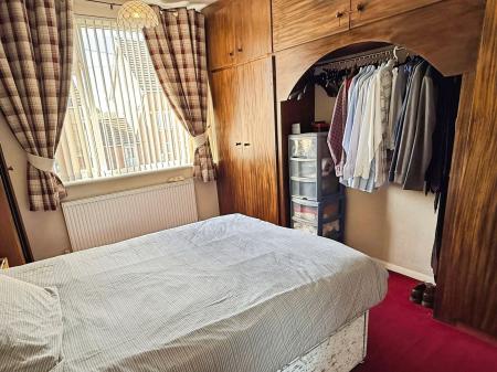3 bedroom Semi-detached house for sale in Humberstone Lane, Leicester, LE4