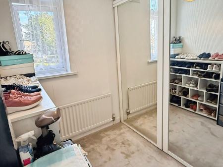 3 bedroom Semi-detached house for sale in Humberstone Lane, Leicester, LE4