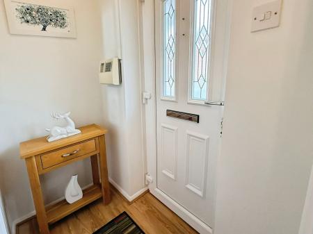 2 bedroom Semi-detached house for sale in Hazeldene Road, Hamilton, LE5