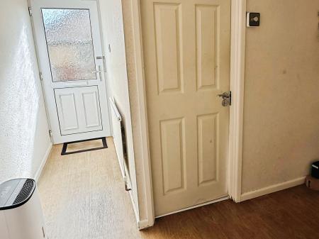 2 bedroom Semi-detached bungalow for sale in Avon Close, Oadby, LE2