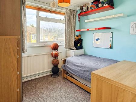 2 bedroom Semi-detached bungalow for sale in Avon Close, Oadby, LE2