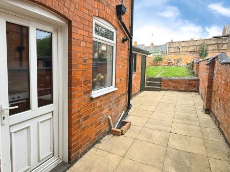2 bedroom Terraced House for sale in Spencer Street, Oadby, LE2
