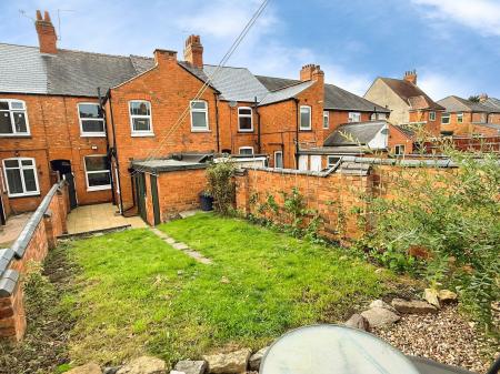 2 bedroom Terraced House for sale in Spencer Street, Oadby, LE2