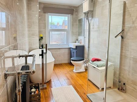 2 bedroom Terraced House for sale in Spencer Street, Oadby, LE2