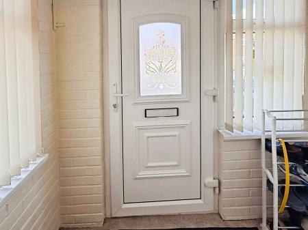 4 bedroom Semi-detached house for sale in Ash Tree Road, Oadby, LE2