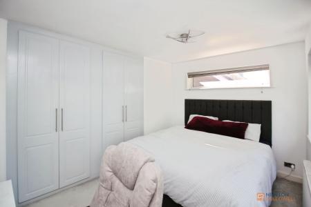 3 bedroom Detached house for sale in Beech Road, Oadby, LE2