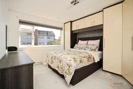 3 bedroom Detached house for sale in Beech Road, Oadby, LE2