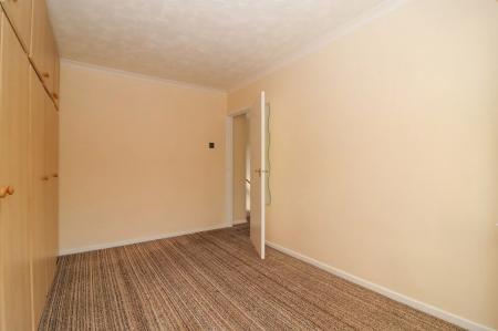 3 bedroom Semi-detached house to let in Thorpe Drive, Wigston, LE18