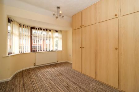3 bedroom Semi-detached house to let in Thorpe Drive, Wigston, LE18