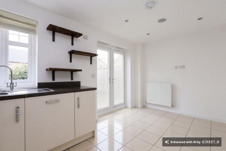 3 bedroom Semi-detached house to let in Forest House Lane, Leicester Forest East, LE3