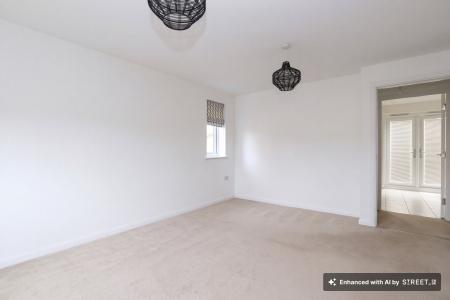 3 bedroom Semi-detached house to let in Forest House Lane, Leicester Forest East, LE3