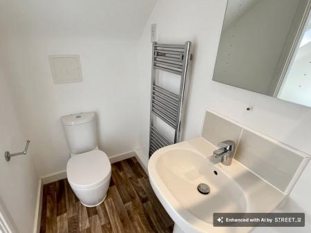 3 bedroom Semi-detached house to let in Forest House Lane, Leicester Forest East, LE3