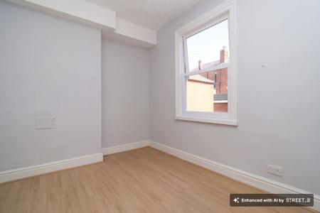 1 bedroom Flat to let in Turner Street, Leicester, LE1