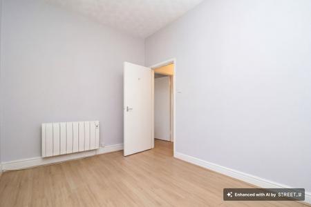 1 bedroom Flat to let in Turner Street, Leicester, LE1