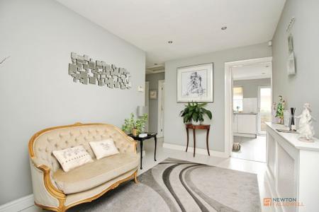 2 bedroom Detached bungalow for sale in Hollies Way, Thurnby, LE7