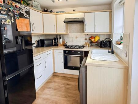 2 bedroom Semi-detached house for sale in Coltsfoot Road, Hamilton, LE5