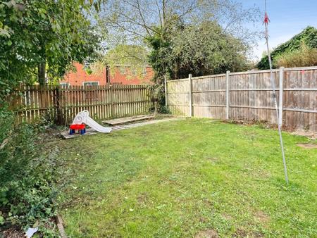 2 bedroom Semi-detached house for sale in Coltsfoot Road, Hamilton, LE5