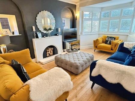 3 bedroom Detached house for sale in Eastcourt Road, Knighton, LE2