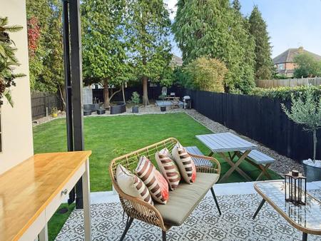 3 bedroom Detached house for sale in Eastcourt Road, Knighton, LE2