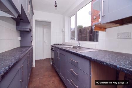 3 bedroom Terraced House to let in Hawthorne Street, Leicester, LE3