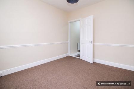 3 bedroom Terraced House to let in Hawthorne Street, Leicester, LE3