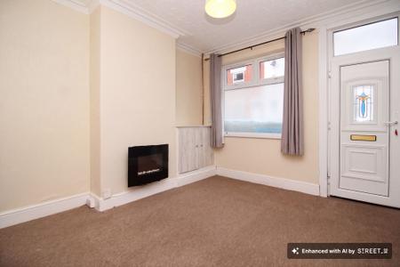 3 bedroom Terraced House to let in Hawthorne Street, Leicester, LE3