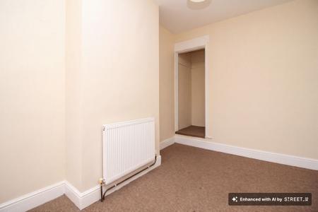 3 bedroom Terraced House to let in Hawthorne Street, Leicester, LE3