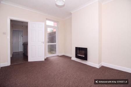 3 bedroom Terraced House to let in Hawthorne Street, Leicester, LE3
