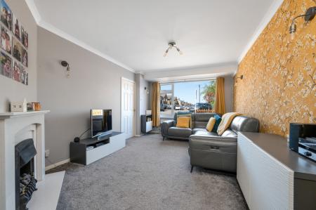 3 bedroom Semi-detached house for sale in Alexander Crescent, Oakham