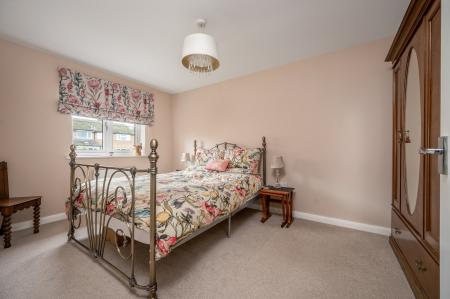 3 bedroom End of terrace house for sale in Bayleys Close, Empingham
