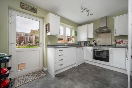 3 bedroom End of terrace house for sale in Bayleys Close, Empingham