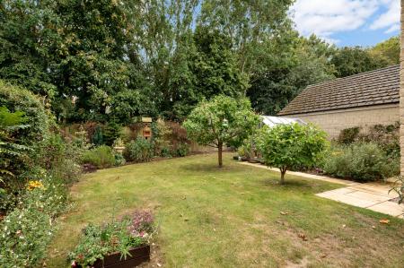 5 bedroom Detached house for sale in Blacksmiths Avenue, Barleythorpe