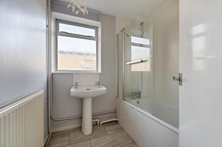 3 bedroom Semi-detached house for sale in Burley Crescent, Oakham