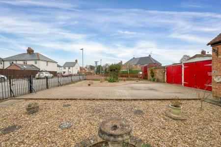 3 bedroom End of terrace house for sale in Cold Overton Road, Oakham