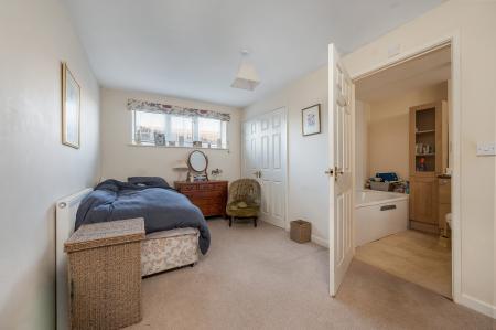 3 bedroom Bungalow for sale in Edmonton Way, Oakham