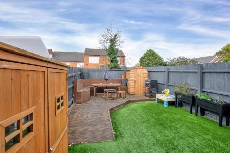 2 bedroom Semi-detached house for sale in Kings Road, Oakham