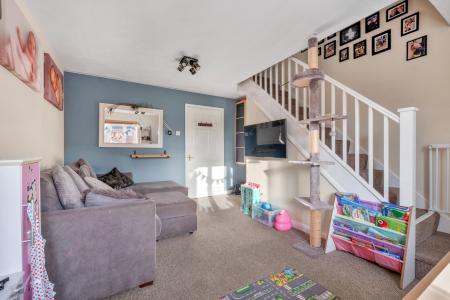 2 bedroom Semi-detached house for sale in Kings Road, Oakham