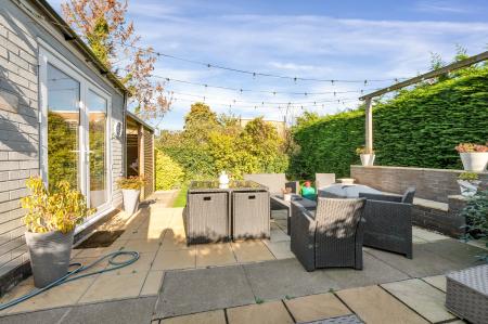 4 bedroom Detached house for sale in Kings Road, Oakham