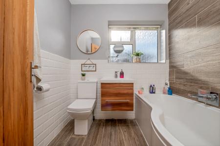 4 bedroom Detached house for sale in Kings Road, Oakham