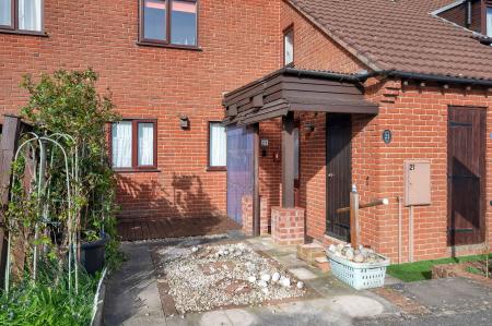 1 bedroom Ground floor flat for sale in Ladywell, Oakham