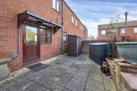 1 bedroom Ground floor flat for sale in Ladywell, Oakham