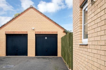 4 bedroom Detached house for sale in Racecourse Road, Barleythorpe