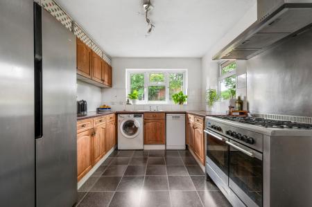 4 bedroom Bungalow for sale in Springfield Way, Oakham