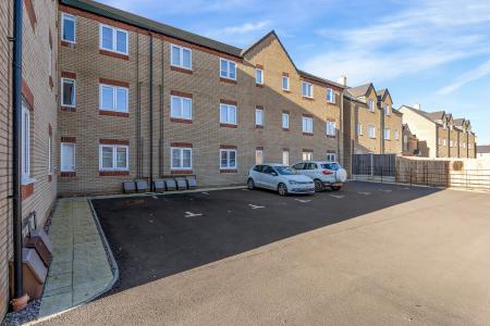 2 bedroom Apartment for sale in Stud Road, Barleythorpe
