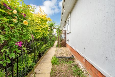 2 bedroom Park home for sale in The Glade, Ranksborough Hall, Langham