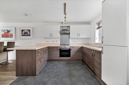 4 bedroom Town house for sale in Blackwater Road, Barleythorpe