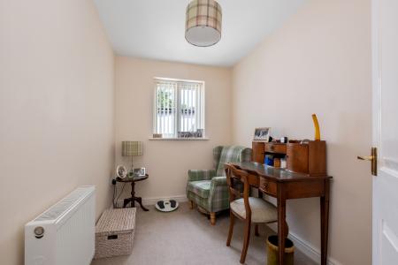 2 bedroom Retirement property for sale in Lodge Stables, Oakham